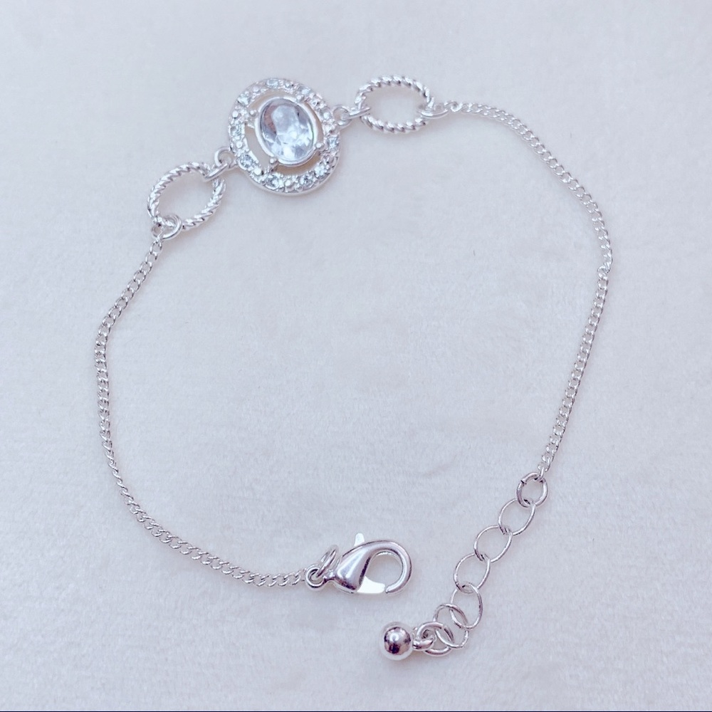 ❣️$25/3❣️ Elegant Rhinestone Silver Plated Bracelet - Picture 4 of 9